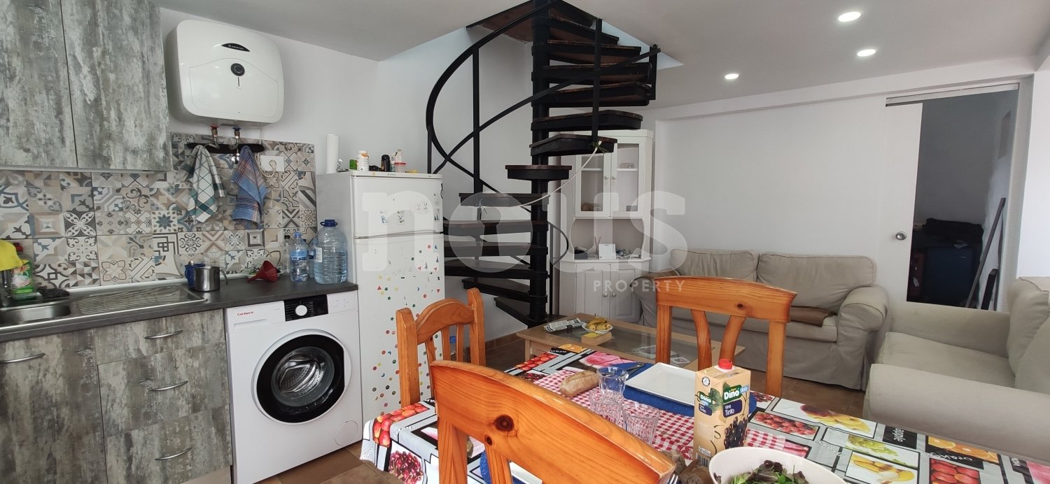 Townhouse à Costa del Silencio, Tenerife, Espagne 1 chambre, 120 m2 No. 102982