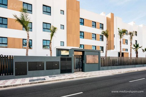 Apartment for sale in Torremolinos, Malaga, Spain 3 bedrooms, 132 sq.m. No. 108472 - photo 5