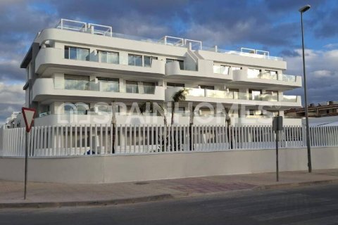 Penthäuser zum Verkauf in Orihuela, Alicante, Spanien 2 Schlafzimmer, 81 m2 Nr. 86558 - Foto 2