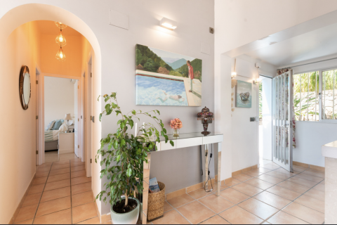 Villa till salu Estepona, Malaga, Spanien 3 sovrum, 173 kvm. Nr. 109552 - foto 13