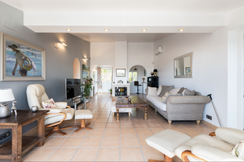 Villa till salu Estepona, Malaga, Spanien 3 sovrum, 173 kvm. Nr. 109552 - foto 8