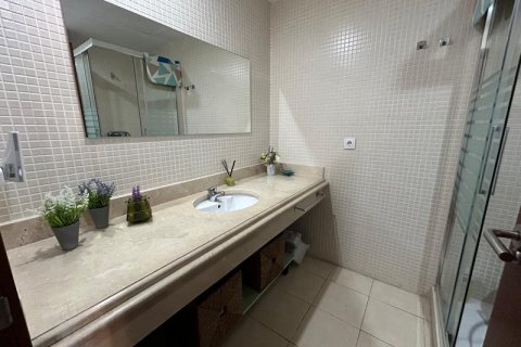 Apartment for sale Estepona, Malaga, Spain 2 bedrooms, 136 sq.m. No. 109536 - photo 9