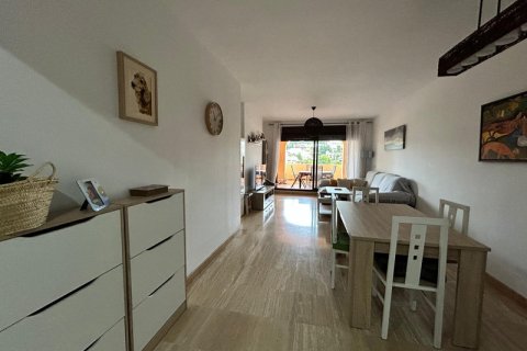 Apartment for sale Estepona, Malaga, Spain 2 bedrooms, 136 sq.m. No. 109536 - photo 7