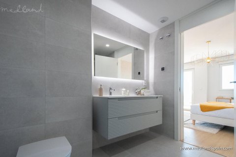 Продажа таухауса в Ла Нусия, Аликанте, Испания 4 спальни, 168м2 №105104 - фото 12