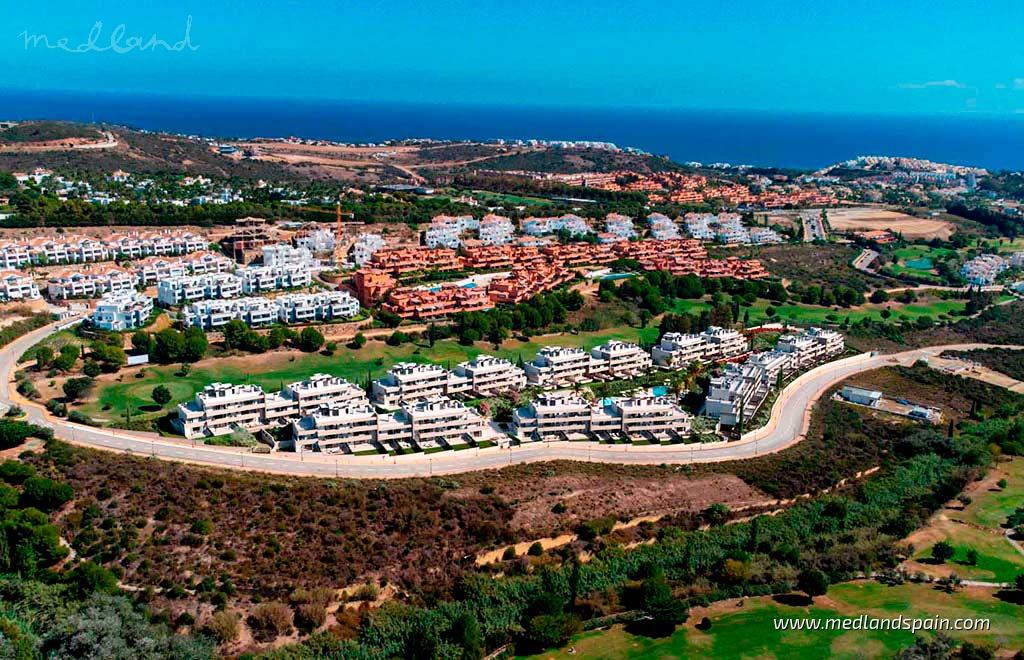 Apartment in Casares, Malaga, Spain 4 bedrooms, 201 sq.m. No. 105111