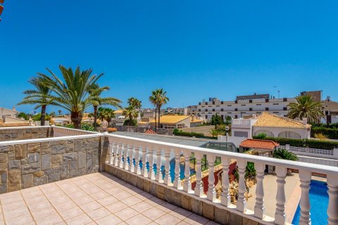 Villa in vendita Dehesa De Campoamor, Alicante, Spagna 5 camere da letto, 237 mq. N° 114437 - foto 16