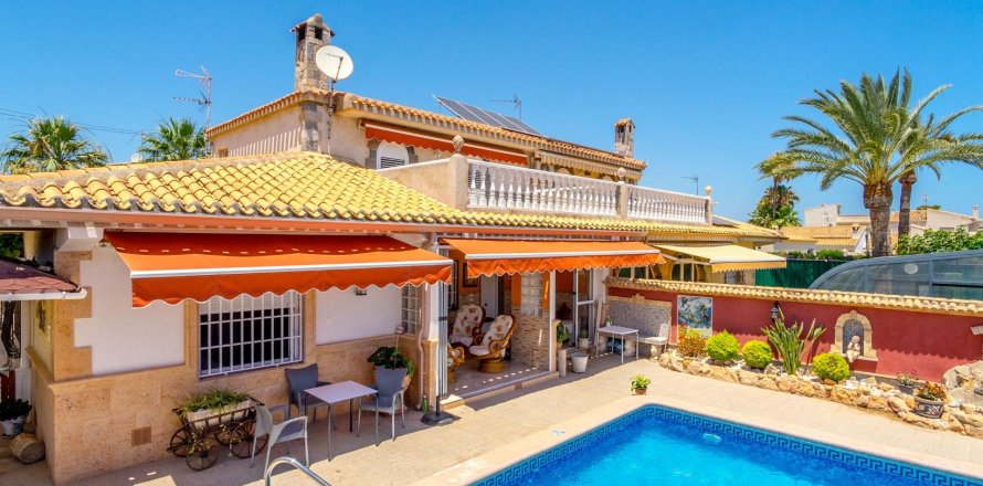 Villa Dehesa De Campoamor, Alicante, Spagna 5 camere da letto, 237 mq. N° 114437
