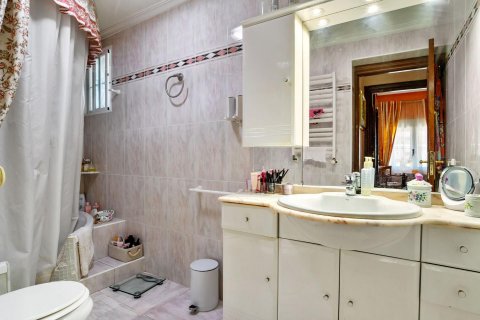 Villa in vendita Dehesa De Campoamor, Alicante, Spagna 5 camere da letto, 237 mq. N° 114437 - foto 9