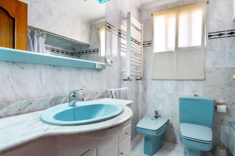 Villa in vendita Dehesa De Campoamor, Alicante, Spagna 5 camere da letto, 237 mq. N° 114437 - foto 13