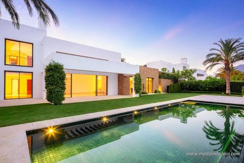 Villa in vendita Casares, Malaga, Spagna 5 camere da letto, 655 mq. N° 108433 - foto 4