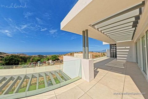 Продажа квартиры в Марбелья, Малага, Испания 3 спальни, 134м2 №108435 - фото 8