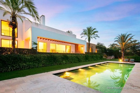 Продажа виллы Касарес, Малага, Испания 6 спален, 778м2 №108434 - фото 4