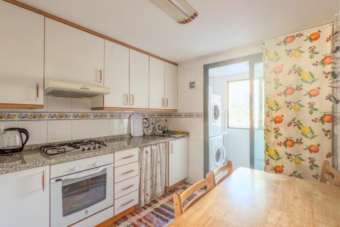 Apartment for rent Villajoyosa, Alicante, Spain 2 bedrooms, 110 sq.m. No. 109267 - photo 17