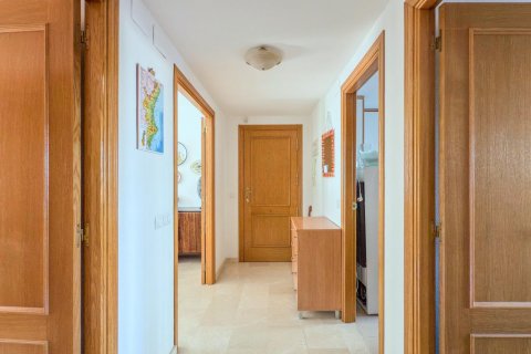 Apartment for rent Villajoyosa, Alicante, Spain 2 bedrooms, 110 sq.m. No. 109267 - photo 16