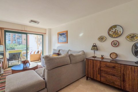 Apartment for rent Villajoyosa, Alicante, Spain 2 bedrooms, 110 sq.m. No. 109267 - photo 9