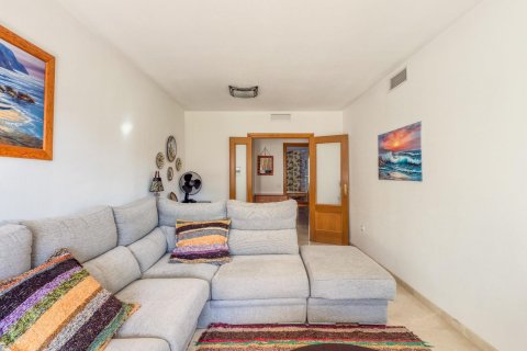 Apartment for rent Villajoyosa, Alicante, Spain 2 bedrooms, 110 sq.m. No. 109267 - photo 14