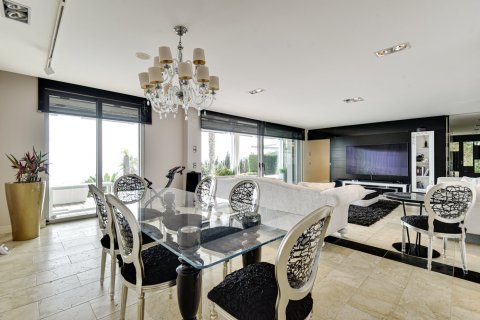 Продажа дома Бланес, Герона, Испания 6 спален, 680м2 №98404 - фото 11