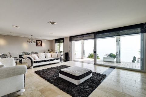 Продажа дома Бланес, Герона, Испания 6 спален, 680м2 №98404 - фото 10