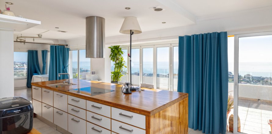 Attico Fuengirola, Malaga, Spagna 3 camere da letto, 236 mq. N° 107426