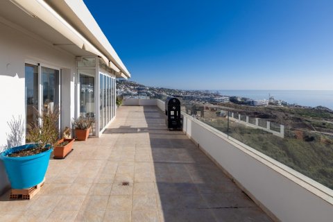 Attico in vendita Fuengirola, Malaga, Spagna 3 camere da letto, 236 mq. N° 107426 - foto 10