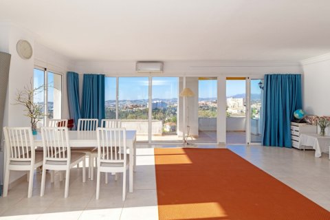Attico in vendita Fuengirola, Malaga, Spagna 3 camere da letto, 236 mq. N° 107426 - foto 9