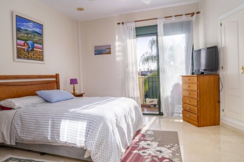 Wohnung zum Verkauf San Pedro Alcantara, Malaga, Spanien 2 Schlafzimmer, 165.01 m2 Nr. 107423 - Foto 23