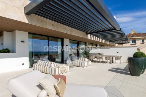 Apartment for sale Estepona, Malaga, Spain 4 bedrooms, 270 sq.m. No. 57791 - photo 16
