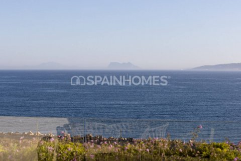 Apartment for sale Estepona, Malaga, Spain 4 bedrooms, 270 sq.m. No. 57791 - photo 10