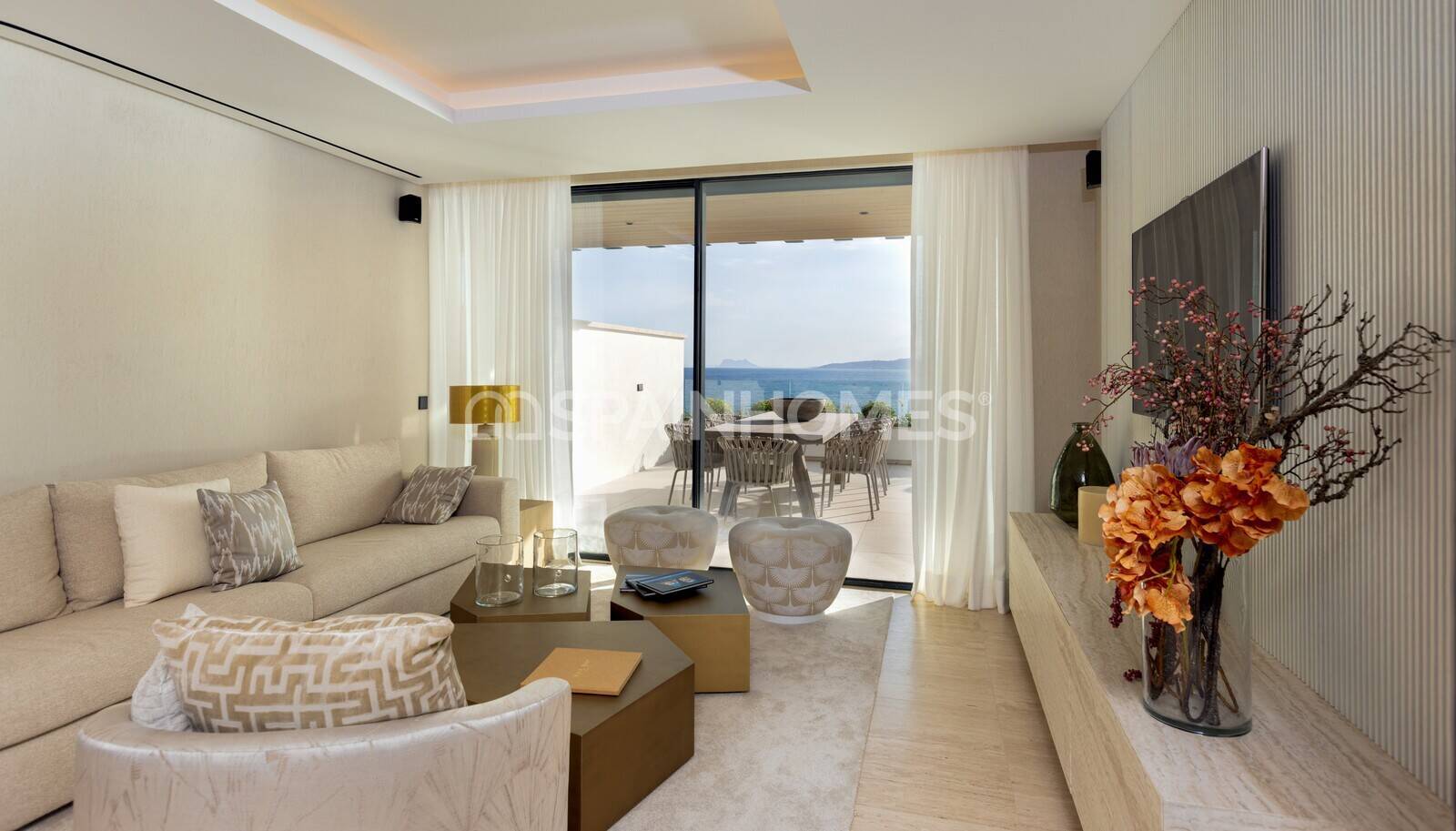 Appartamento a Estepona, Malaga, Spagna 4 camere da letto, 464 mq. N° 57791