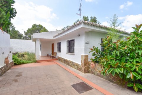 Huvila myytävänä El Vedat De Torrente, Valencia, Espanja, 6 makuuhuonetta, 295 m2 No. 130131 - kuva 15