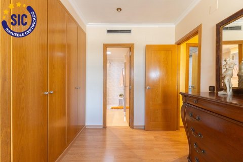 Apartment for sale Mislata, Valencia, Spain 3 bedrooms, 99 sq.m. No. 130132 - photo 22