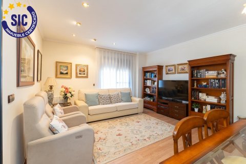 Apartment for sale Mislata, Valencia, Spain 3 bedrooms, 99 sq.m. No. 130132 - photo 6