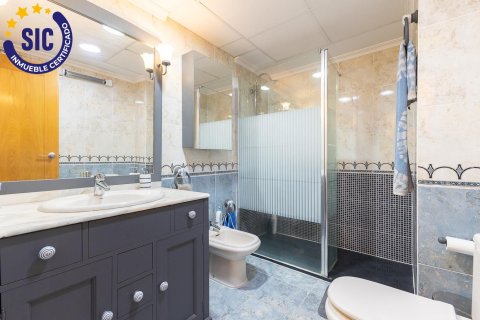 Dzīvoklis pārdošanā Mislata, Valencia, Spānijā 3 istabas, 99 m2 Nr. 130132 - attēls 17