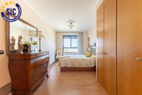Apartment for sale in Mislata, Valencia, Spain 3 bedrooms, 99 sq.m. No. 130132 - photo 21