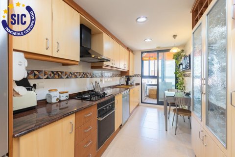 Apartment for sale in Mislata, Valencia, Spain 3 bedrooms, 99 sq.m. No. 130132 - photo 1