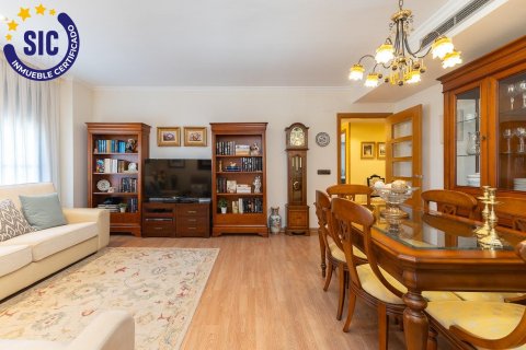 Apartment for sale Mislata, Valencia, Spain 3 bedrooms, 99 sq.m. No. 130132 - photo 2