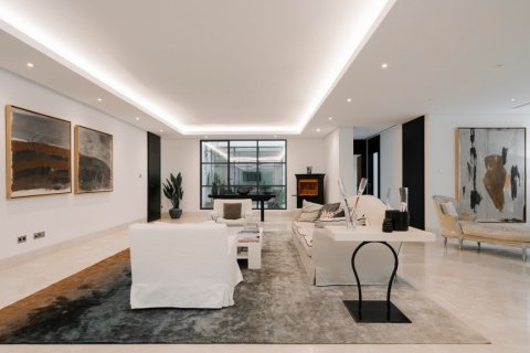 Продажа виллы Малага, Испания 6 спален, 710м2 №117499 - фото 8