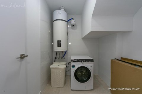Продажа квартиры в Торревьеха, Аликанте, Испания 2 спальни, 75.62м2 №117505 - фото 14