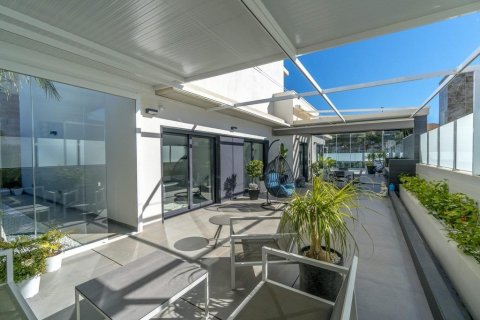 Villa for sale Dehesa De Campoamor, Alicante, Spain 3 bedrooms, 204 sq.m. No. 114974 - photo 28