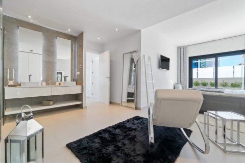 Villa for sale Dehesa De Campoamor, Alicante, Spain 3 bedrooms, 204 sq.m. No. 114974 - photo 14