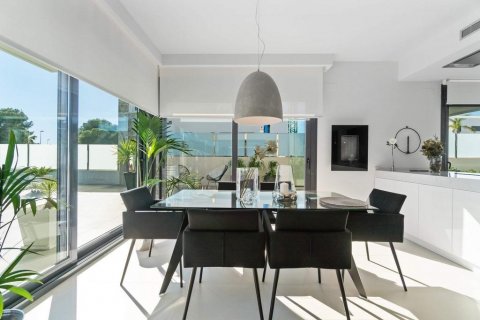 Villa for sale Dehesa De Campoamor, Alicante, Spain 3 bedrooms, 204 sq.m. No. 114974 - photo 11