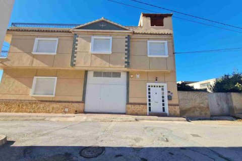 Rindu māja pārdošanā Orihuela, Alicante, Spānijā 3 istabas, 117 m2 Nr. 115013 - attēls 1