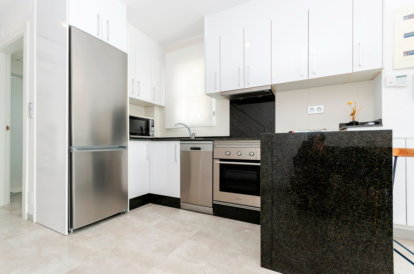 Villa in Torrevieja, Alicante, Spain 3 bedrooms,  No. 92125