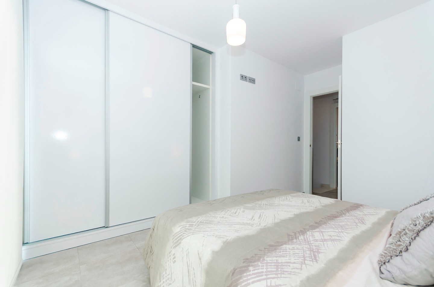 Villa in Torrevieja, Alicante, Spain 3 bedrooms,  No. 92125