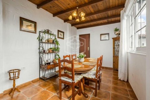 Villa for sale Adeje, Tenerife, Spain 6 bedrooms, 450 sq.m. No. 111062 - photo 13