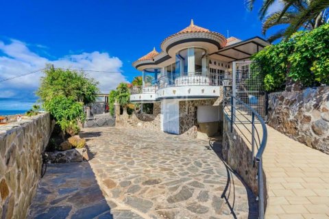 Villa for sale Adeje, Tenerife, Spain 6 bedrooms, 450 sq.m. No. 111062 - photo 27