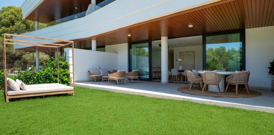 Apartment in Fuengirola, Malaga, Spain 2 bedrooms, 92 sq.m. No. 105286