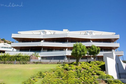 Apartment for sale in Fuengirola, Malaga, Spain 2 bedrooms, 92 sq.m. No. 105286 - photo 5