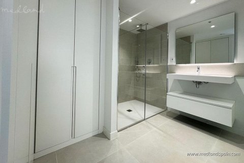 Apartment for sale in Fuengirola, Malaga, Spain 2 bedrooms, 92 sq.m. No. 105286 - photo 15