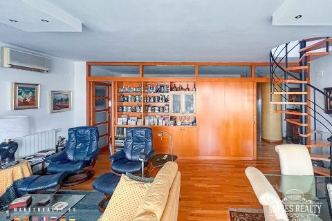 Apartment for sale Barcelona, Spain 4 bedrooms, 196 sq.m. No. 91171 - photo 8